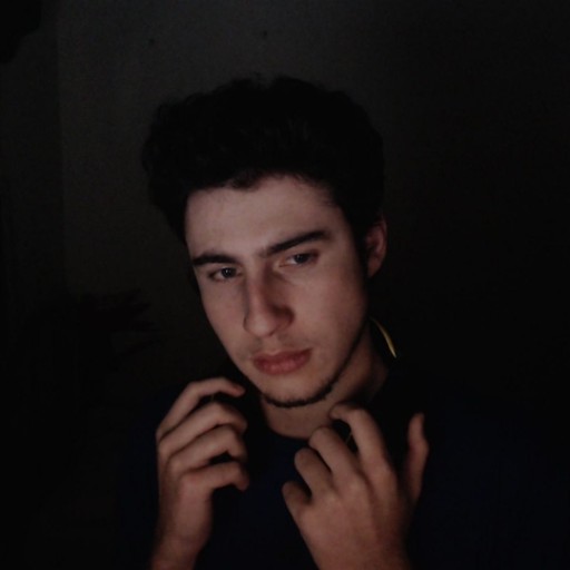 Trovo profile picture for @Santacruz