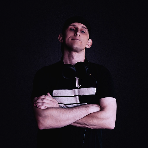 Trovo profile picture for @Artisan